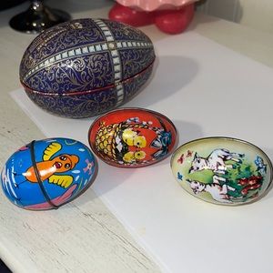 4 vintage tin Hong Kong & unmarked Easter egg candy container